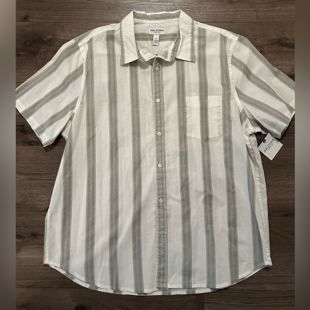 Arizona Casual Button Down